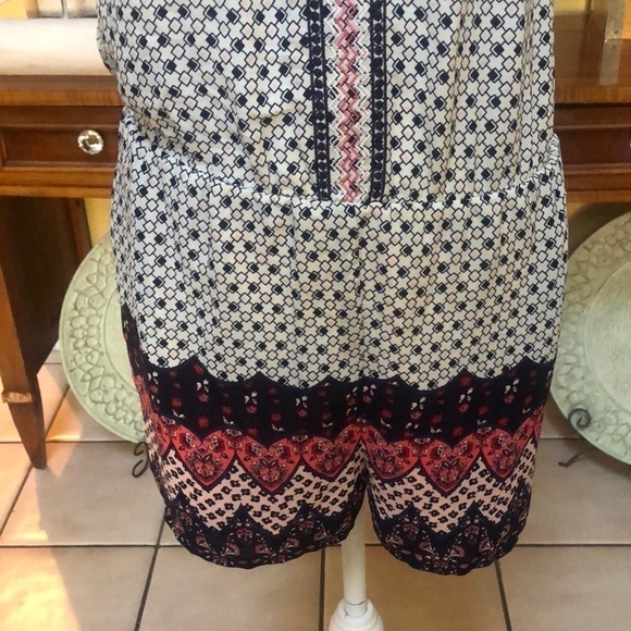 Aqua Women’s Blue and Red Sleeveless Halter Top Bohemian Romper Size Small - Picture 5 of 11